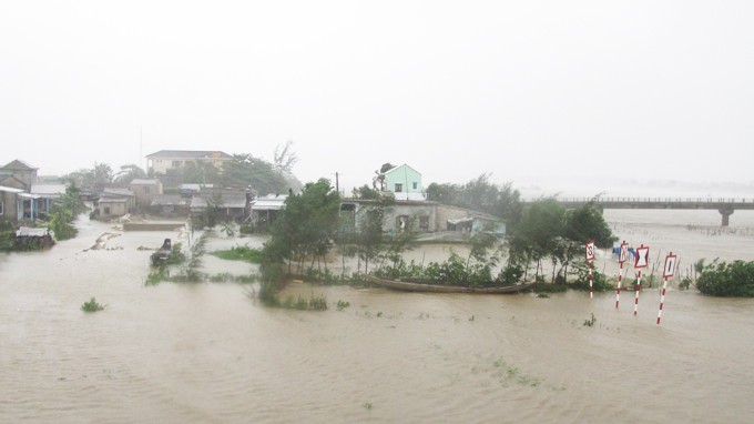 Nhanh chóng khắc phục hậu quả của cơn bão Wutip (bão số 10) - ảnh 1